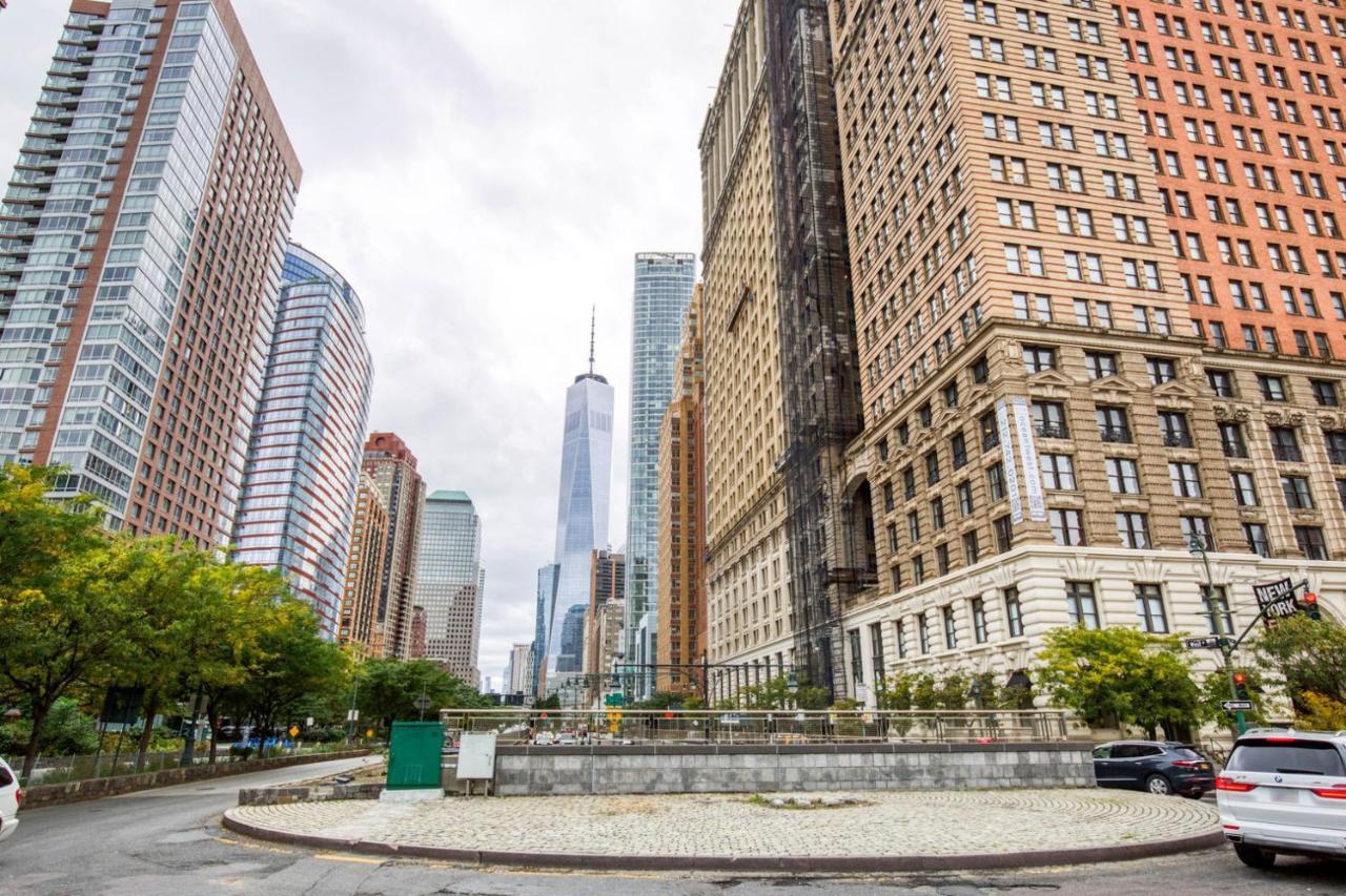 Fidi W Gym Doorman Wd Nr St Nyc-982 * New York