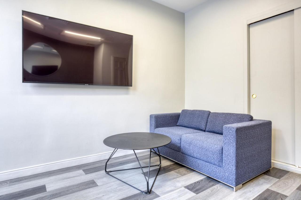 Uws 1br W Doorman Nr Central Park Nyc-821 *