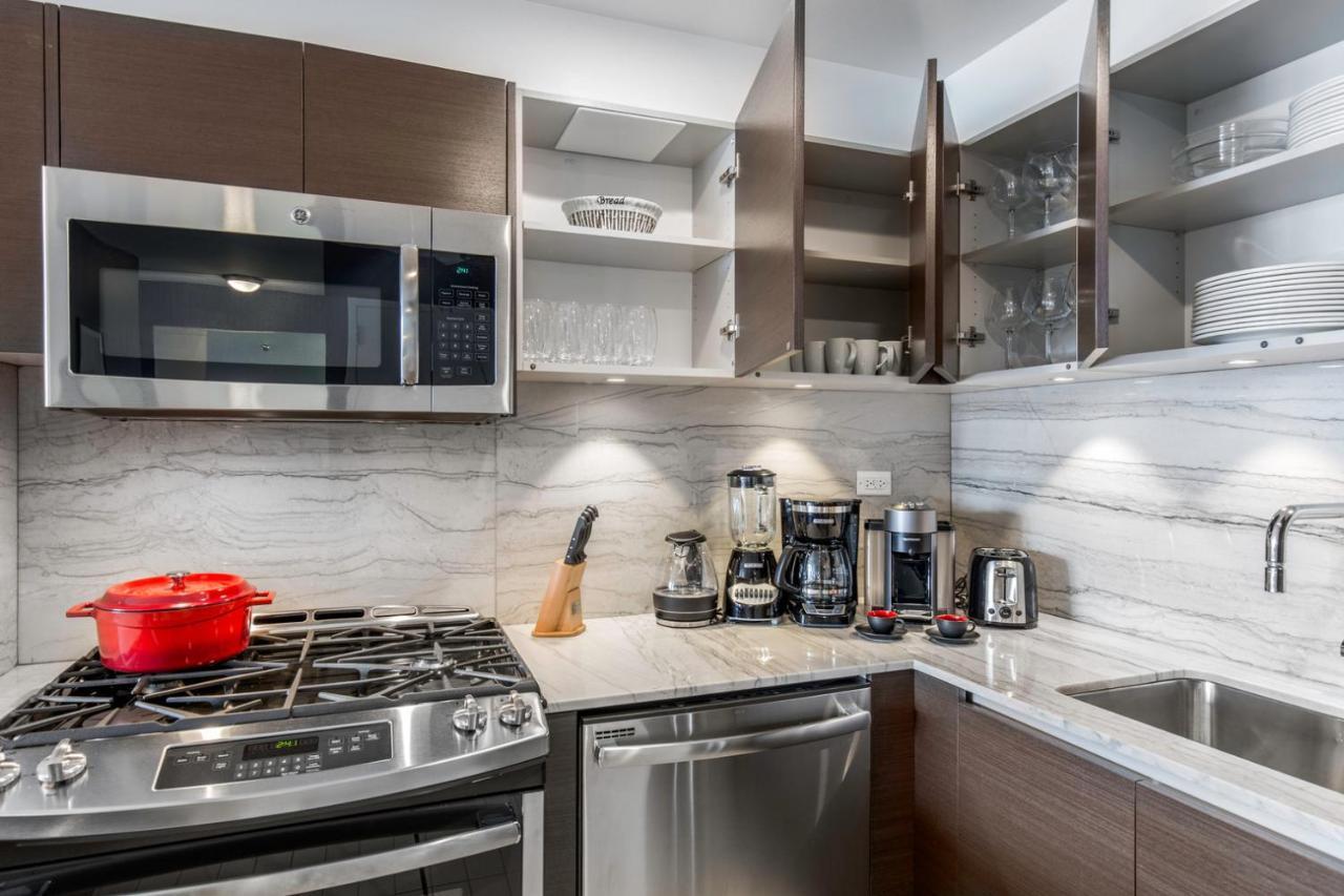1br Nr Times Sq W Indoor Pool Gym Nyc-102 Appartement