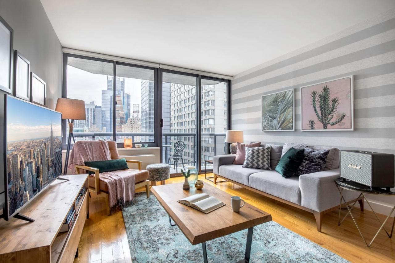1br Nr Times Sq W Indoor Pool Gym Nyc-102 New York