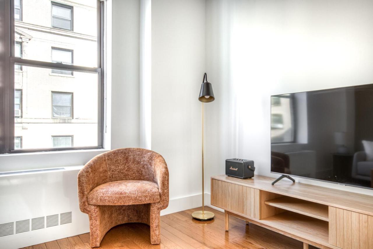 Uws 1br W Elevator Doorman Gym Nr Park Nyc-1006