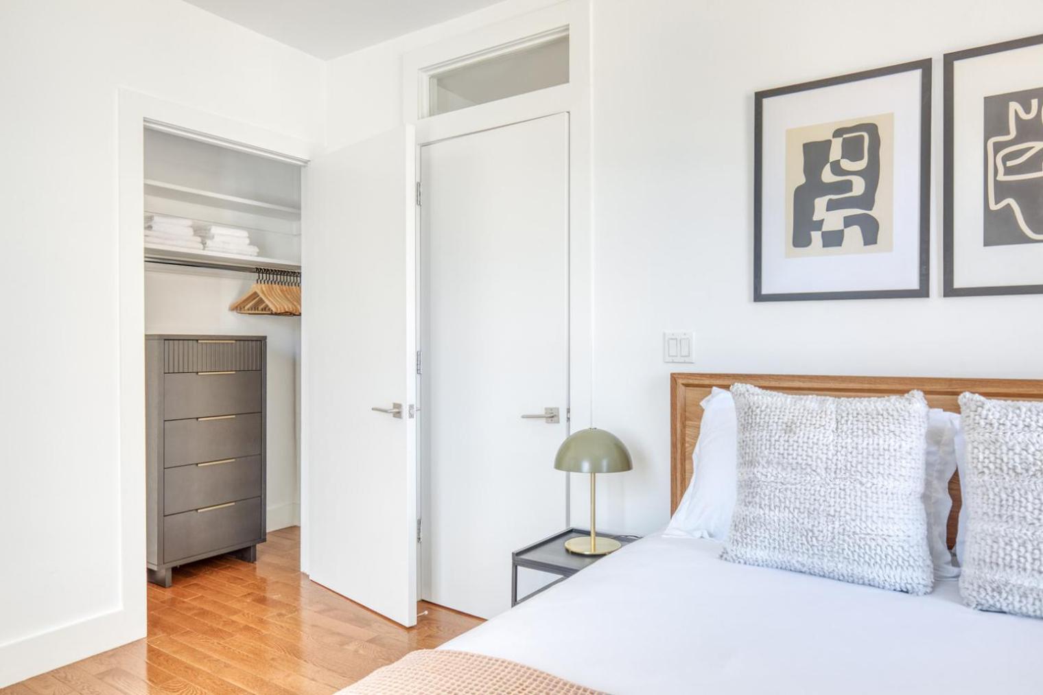Uws 1br W Elevator Doorman Gym Nr Park Nyc-1006 *