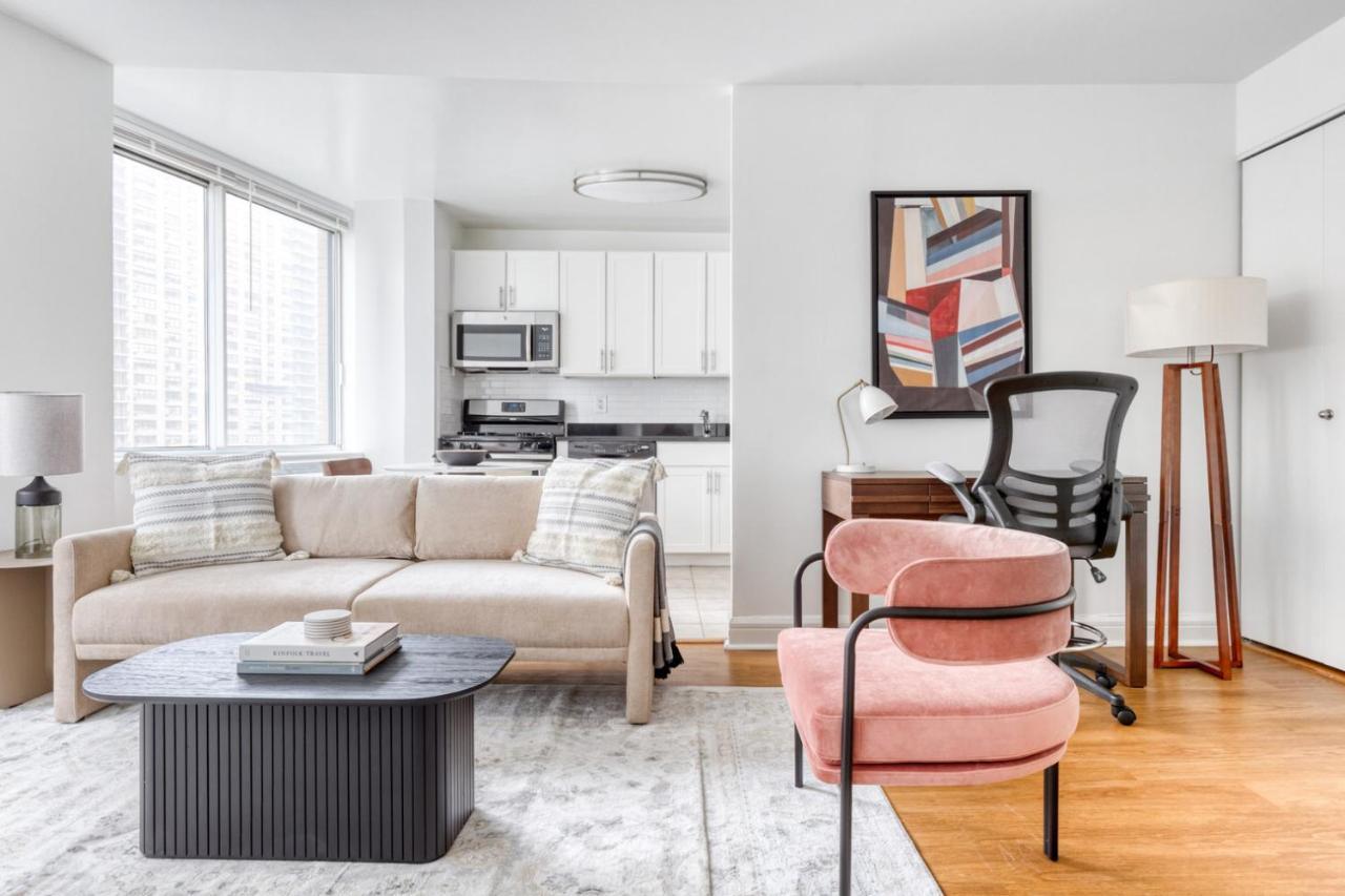 Uws 1br W Gym Doorman Nr Julliard Nyc-832 Appartement New York