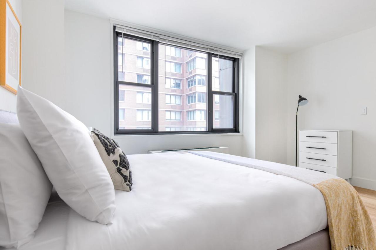 Murray Hill 1br W Doorman Gym Pool Parking Nyc-583 Appartement New York