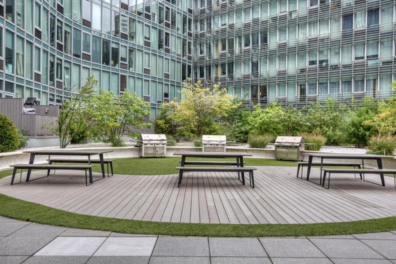 Hells Kitchen 2br W Doorman Nr Park Nyc-522 Appartement *
