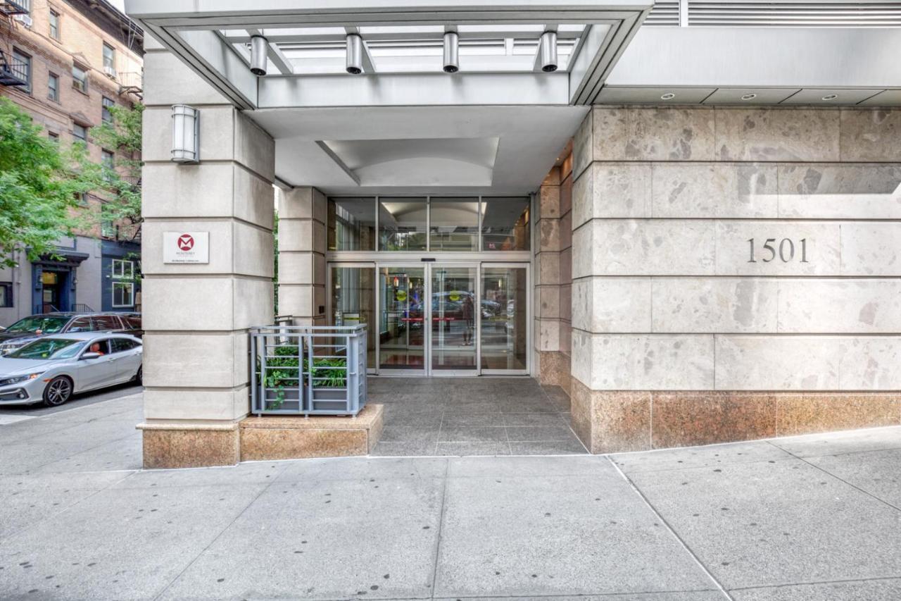 Ues W Dm Elevator Gym Nr Park Nyc-920 New York