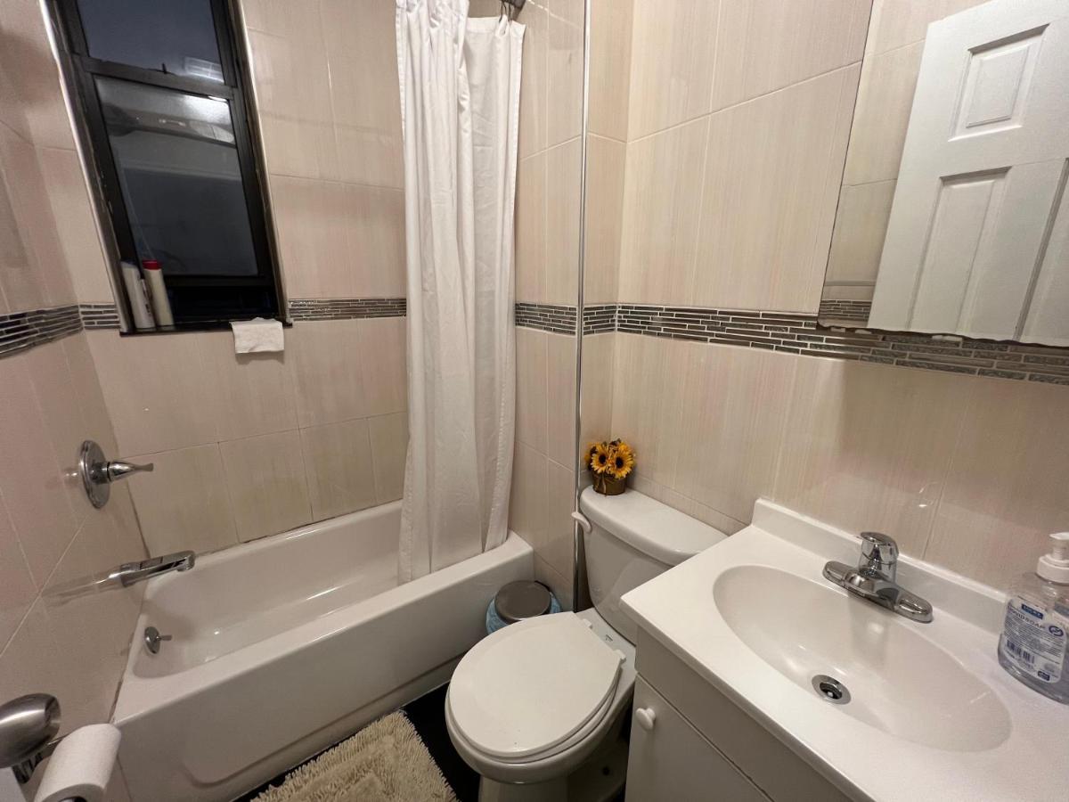 Antique Victorian 2 Bedroom Best Location Appartement *