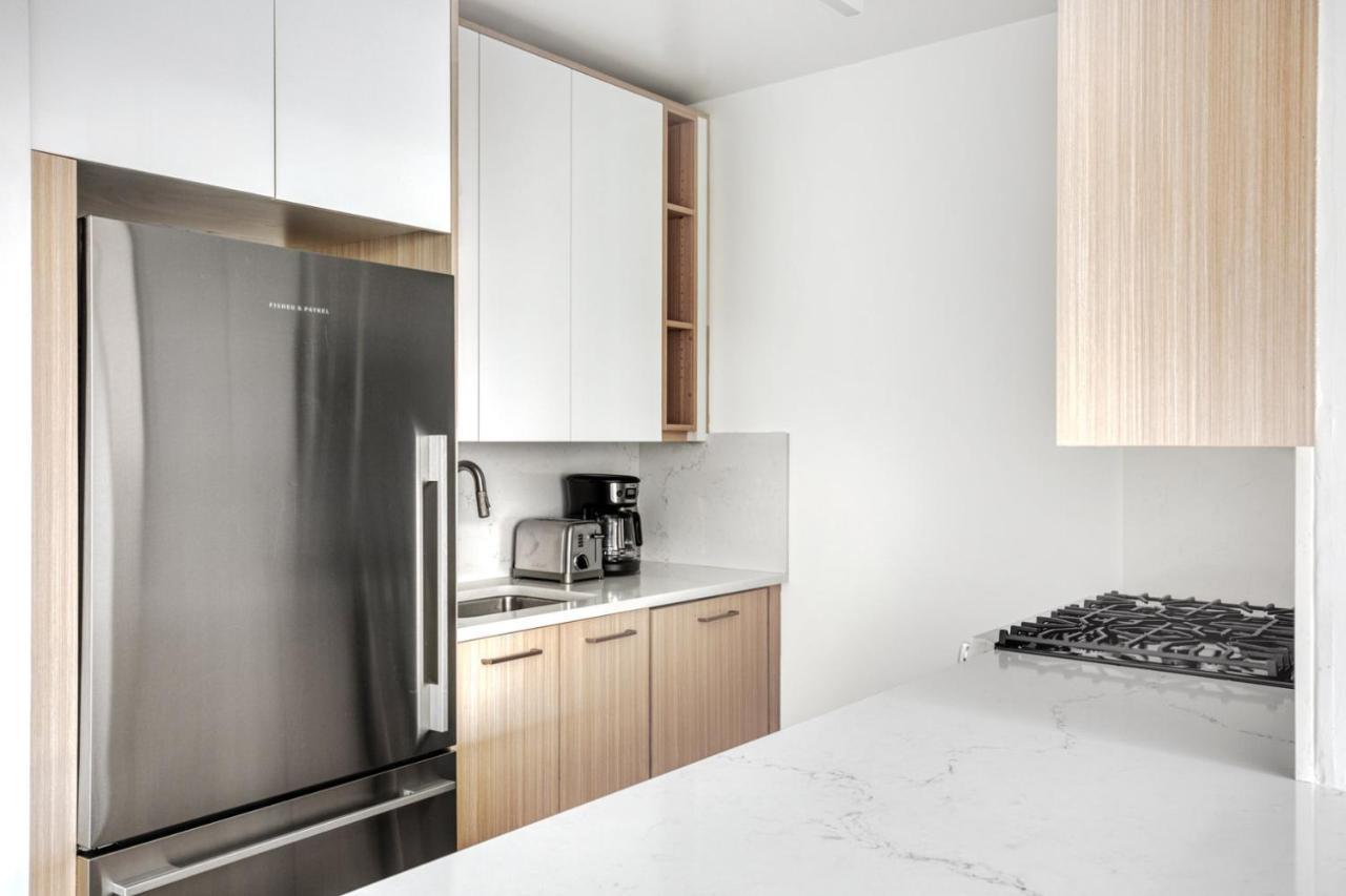 Uws 1br W Wd Nr Lincoln Center Nyc-880 Appartement *