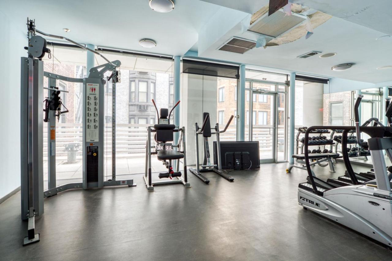Appartement Midtown 1br W Doorman Gym Wd Nr Rock Center Nyc-1128 New York