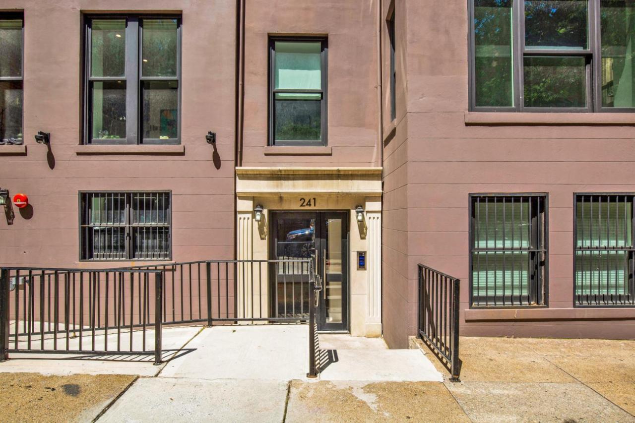 Uws 2br W Wd Deck Nr Park Nyc-773 Appartement