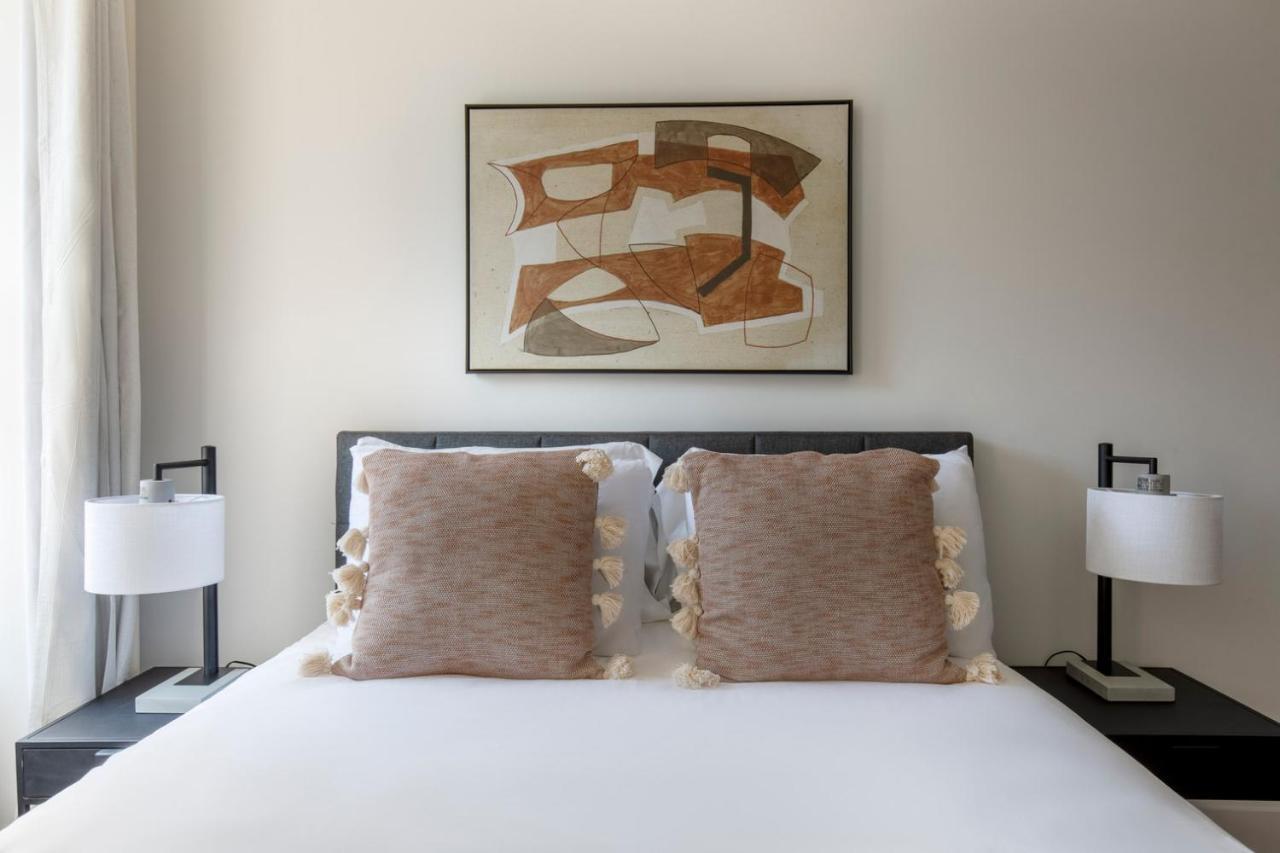 Apartment East Village 3br W Wd Nr Union Square Nyc-994 *