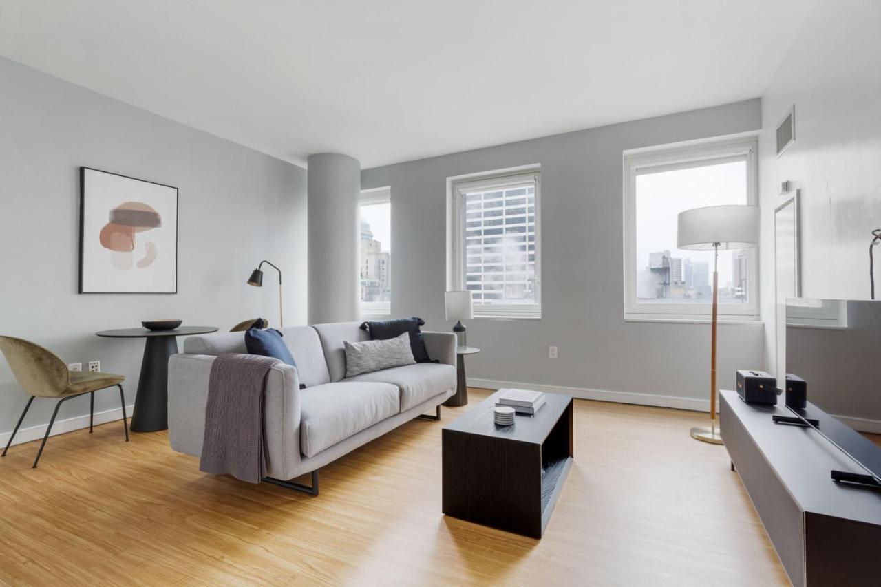 Midtown 1br W Doorman Gym Wd Nr Rock Center Nyc-1128 *