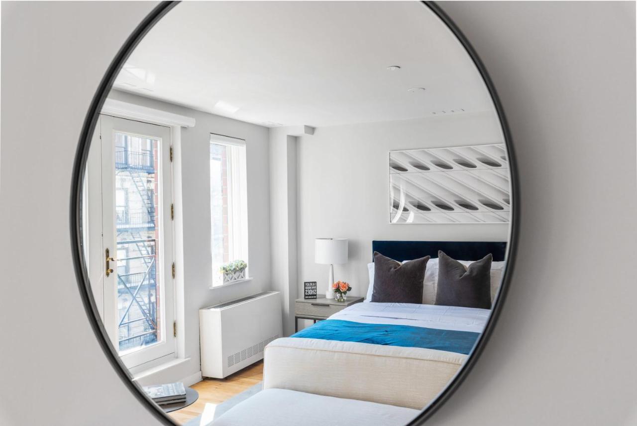 Modern Studio With Charming Juliet Balcony In Upper East Side Hébergement de vacances