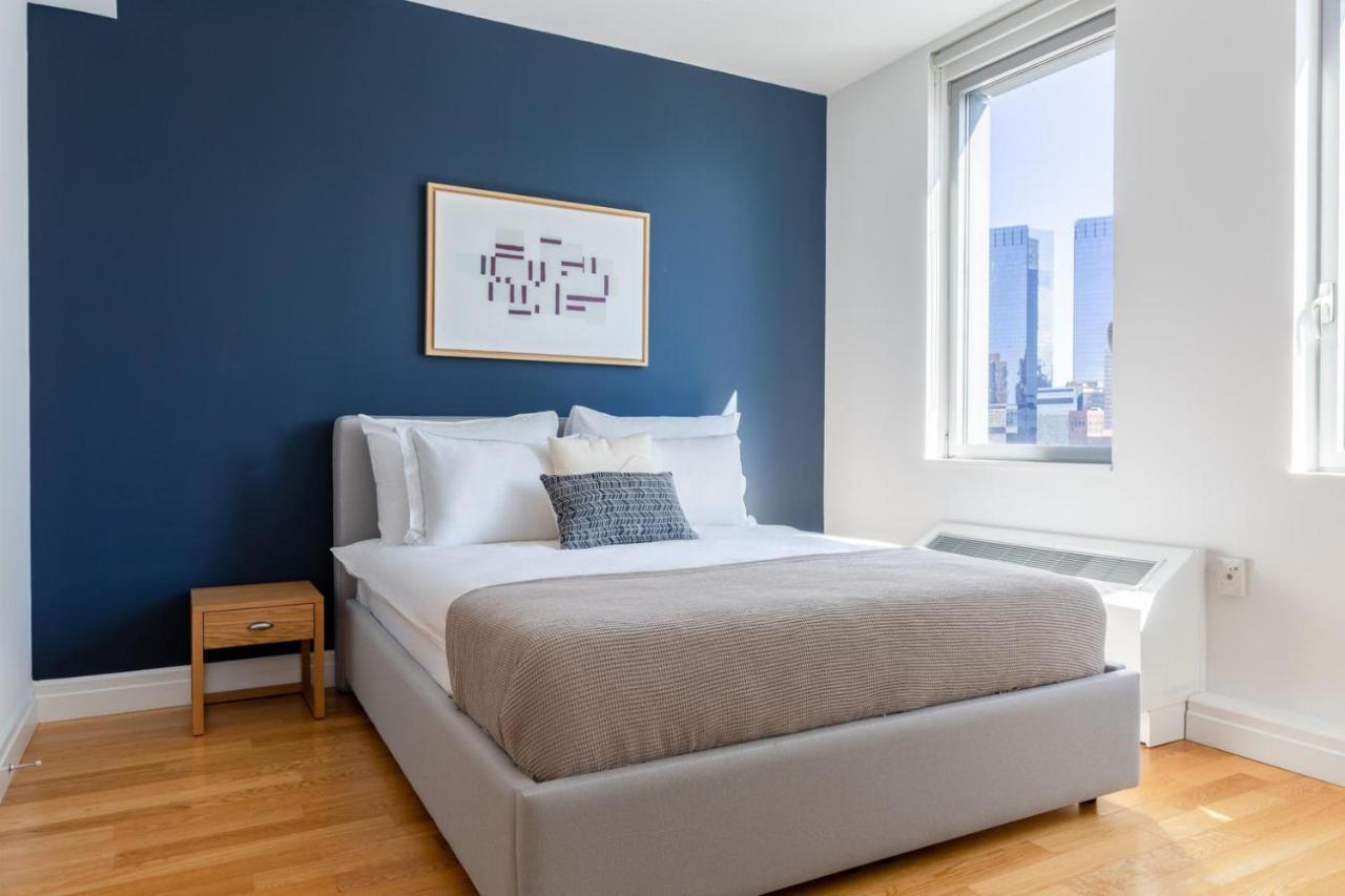 Hells Kitchen 1br W Pool Dm Nr Pk Nyc-407