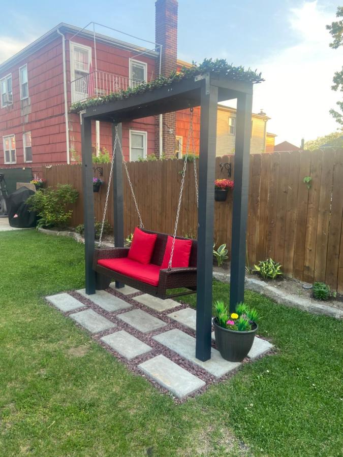 Rockaway 3 Bedroom By The Sea. Vakantiehuis