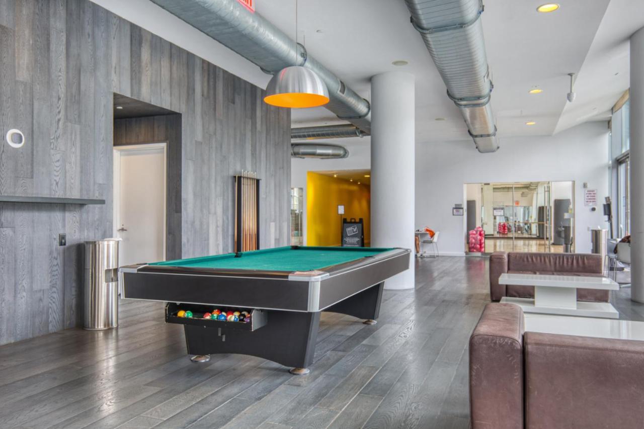 Hells Kitchen 1br W Pool Dm Nr Pk Nyc-407
