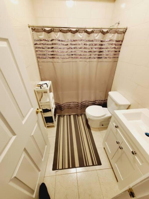 Appartement Beautiful Bedroom In A Private With Access To Patio *