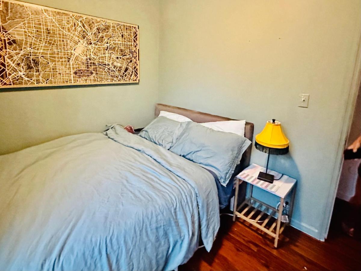 Sunlit Three-bedroom In The Vibrant Soho Neighborhood Appartement