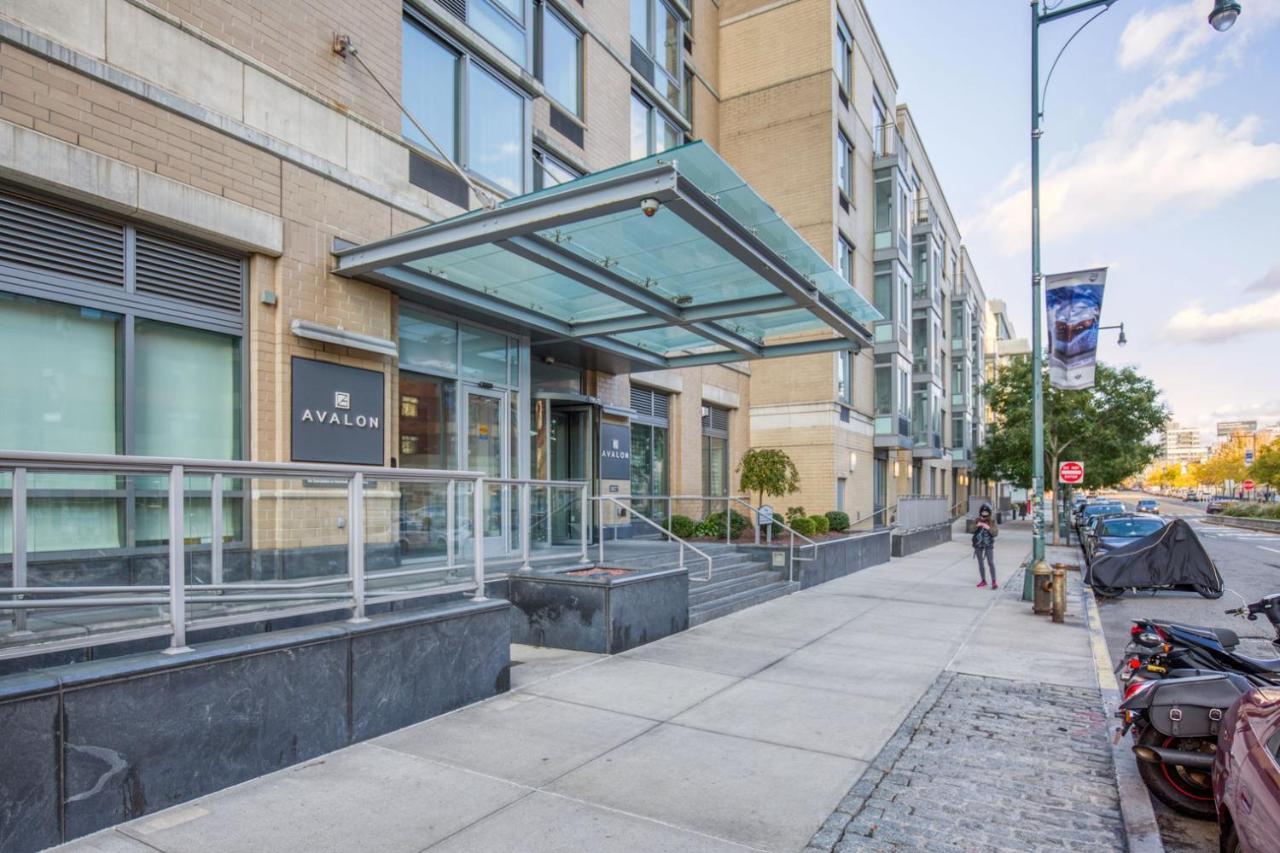 Lic 1br W Doorman Gym Pool Wd Nr East River Nyc-942