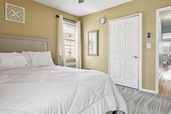 Hébergement de vacances Rockaway 3 Bedroom By The Sea. *