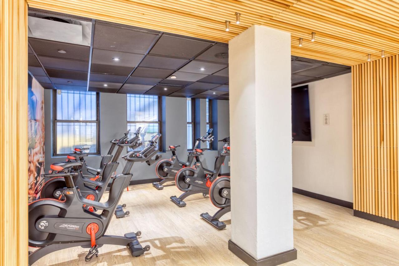 Midtown East 1br W Lounge Gym Nr Grand Nyc-1171