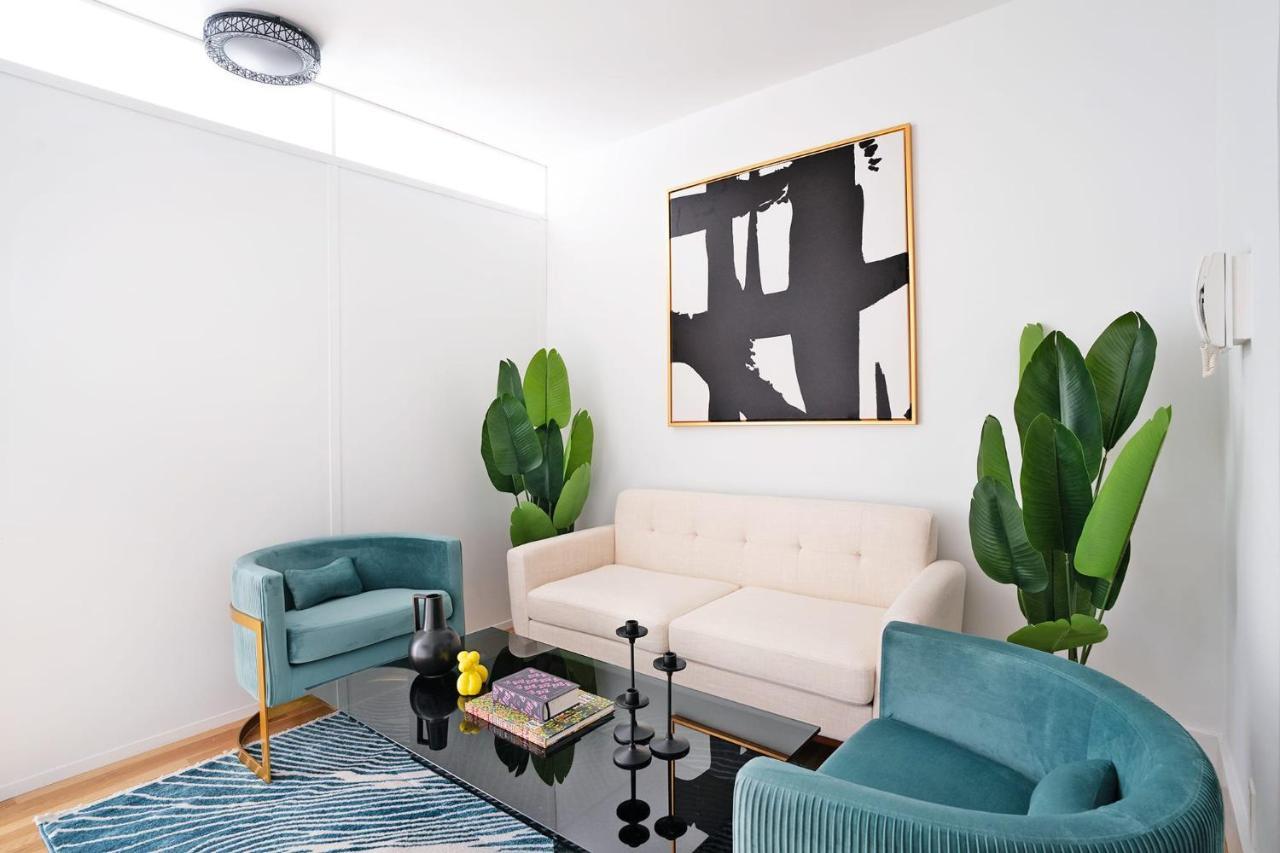 444-3f Newly Renovated 1br In Hell's Kitchen Appartement New York