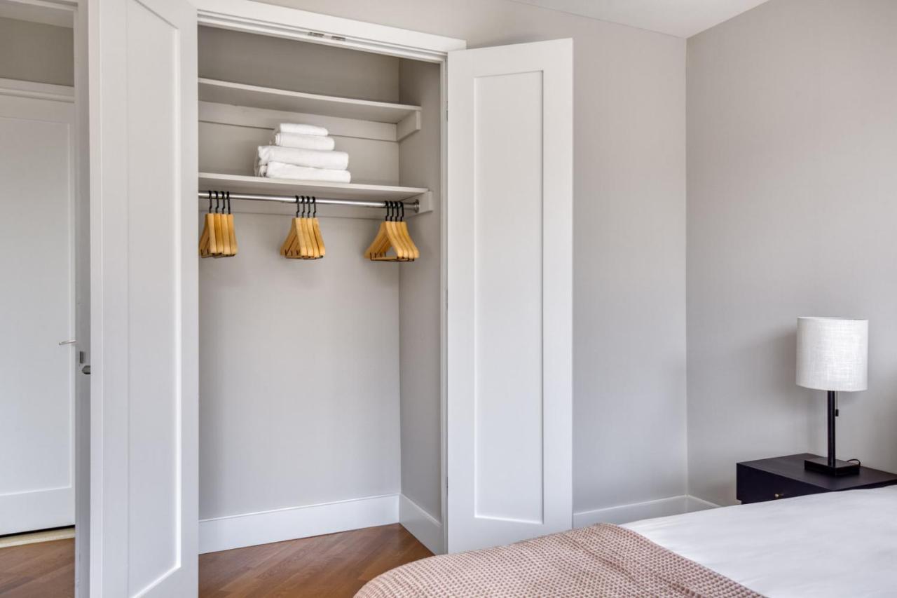 Ues 2br W Dm Elevator Gym Nr Park Nyc-918 New York