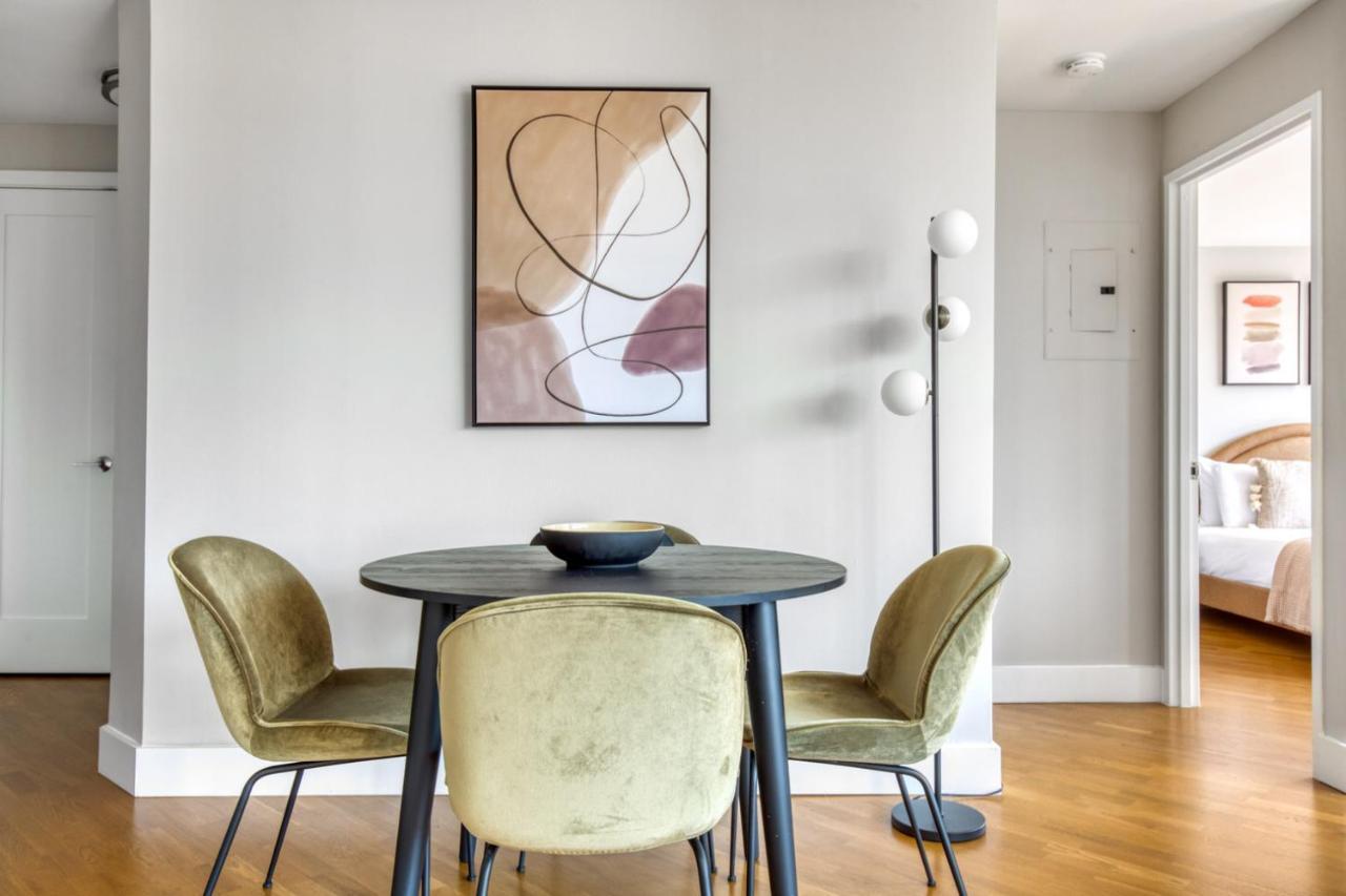 Ues 2br W Dm Elevator Gym Nr Park Nyc-918 Appartement