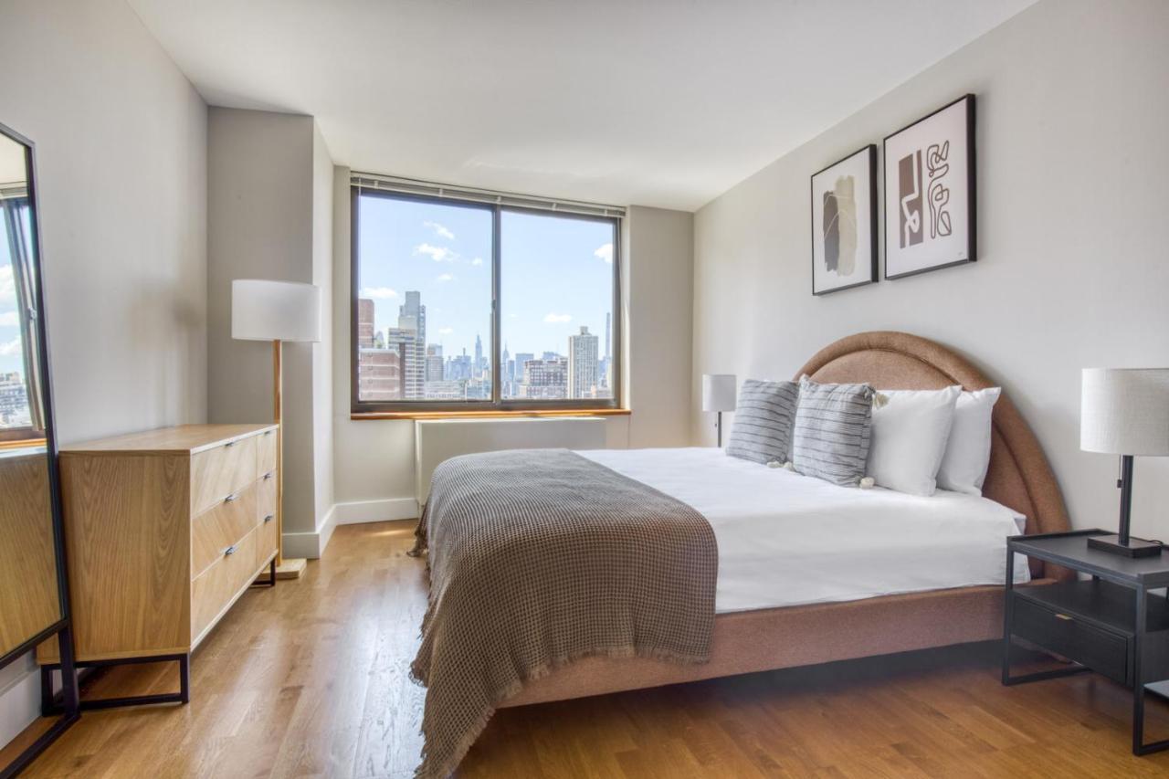 Ues 2br W Dm Elevator Gym Nr Park Nyc-918 Appartement *