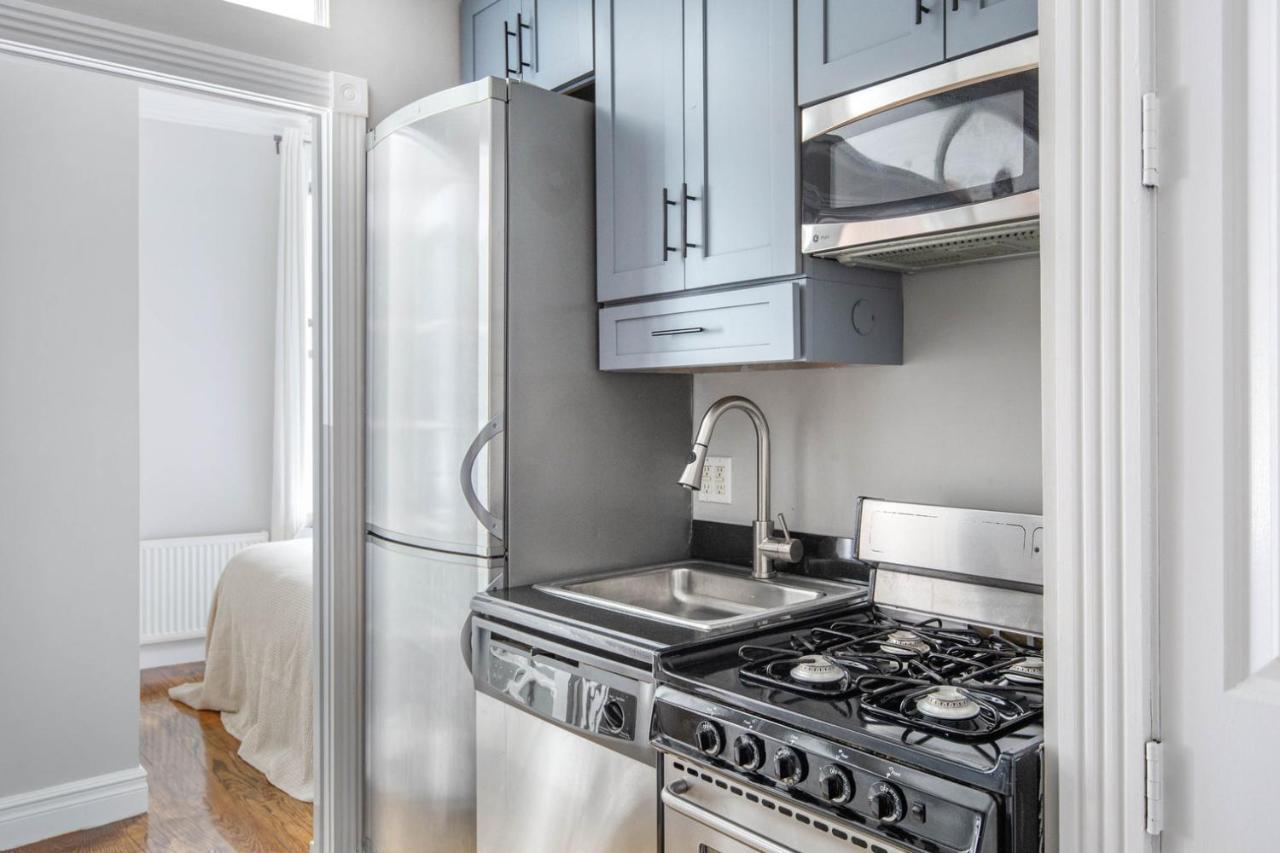 East Village 2br W Balcony Wd Nr Subway Nyc-1191 Appartement New York