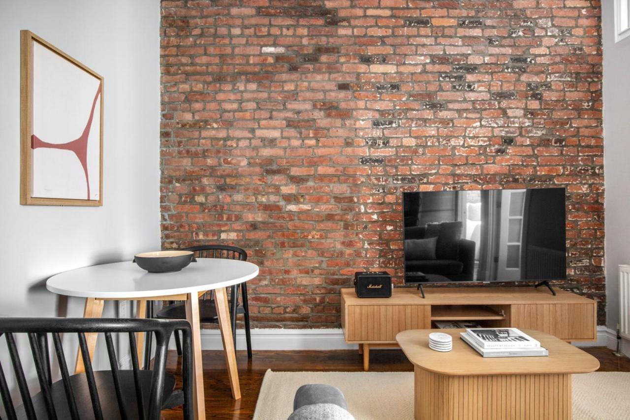 East Village 2br W Balcony Wd Nr Subway Nyc-1191 Appartement *