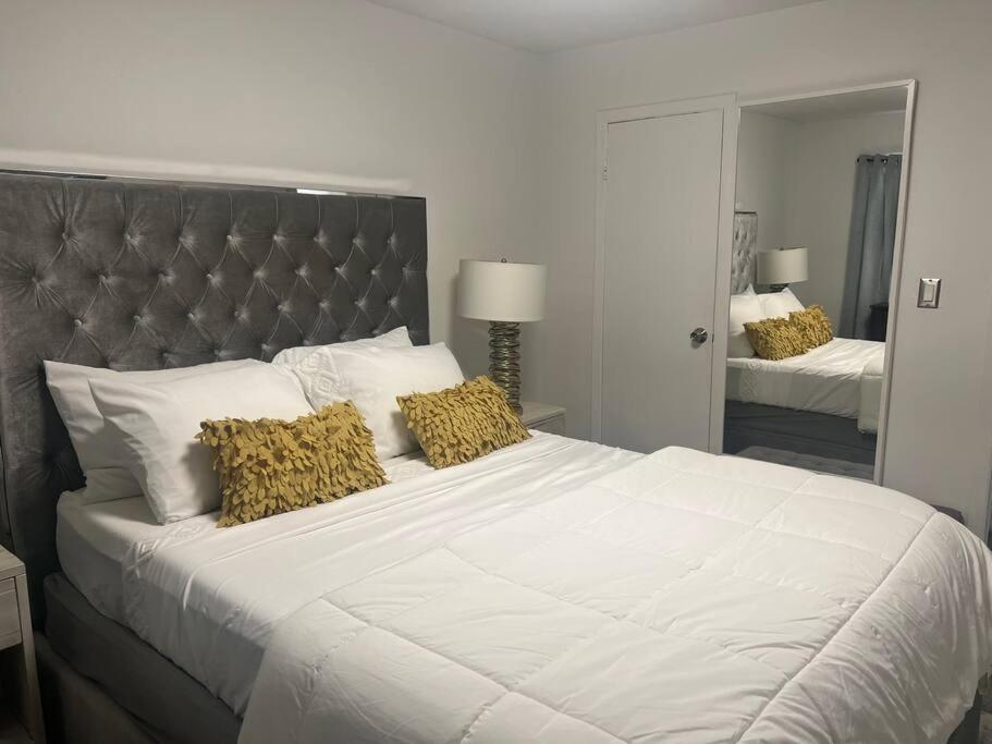 Cozy Lovely 2 Bedroom Apt, 5 Mins From Jfk Appartement *