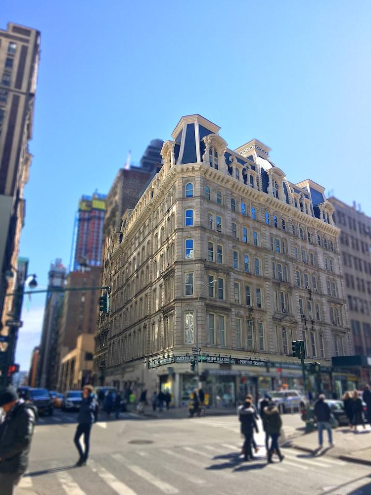 Macy Empire