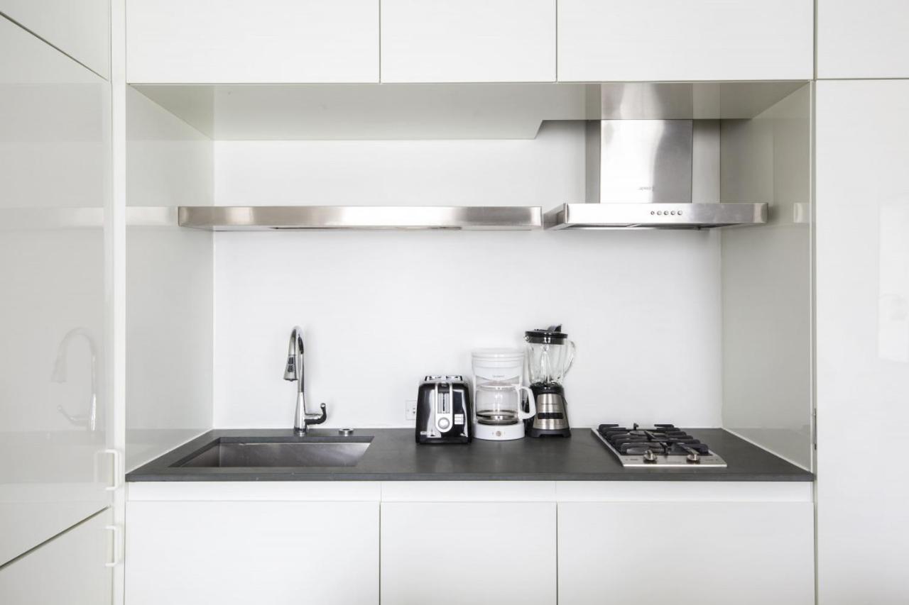 Perfectly Located 2bd Near Times Square With Gym