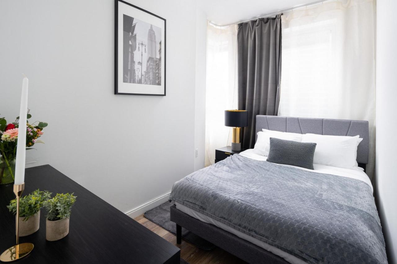 Stunning 2bd On The 38th Floor In Midtown New York