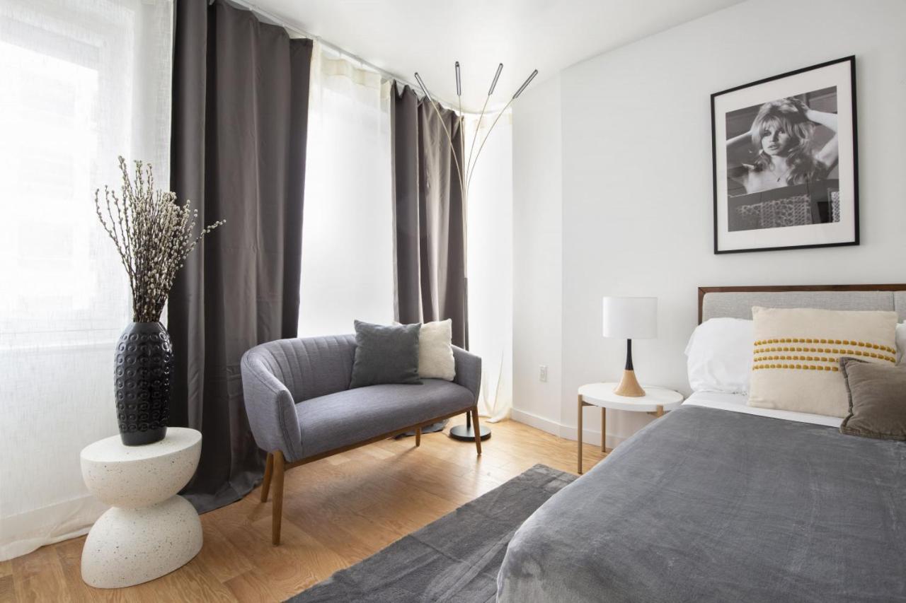 Beautiful 2bd Near Times Square Appartement
