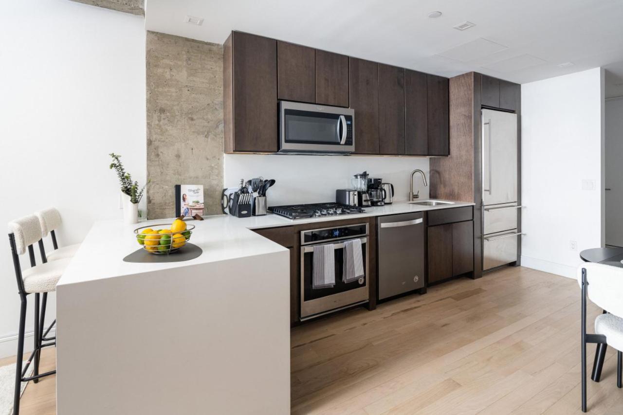 Appartement Chic And Spacious 2bd With Washer And Dryer In Unit *