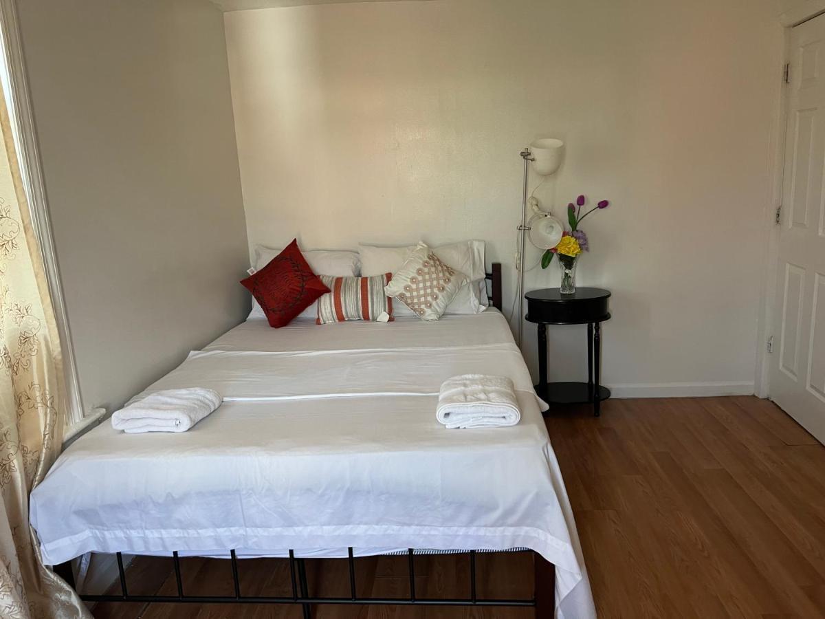 Affordable In Queens Maison d'hôtes