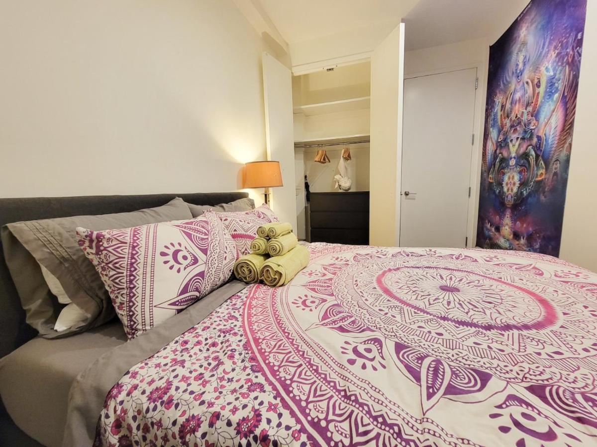 Private In A 4 Big 4 Apartament Green Point Séjour chez l'habitant