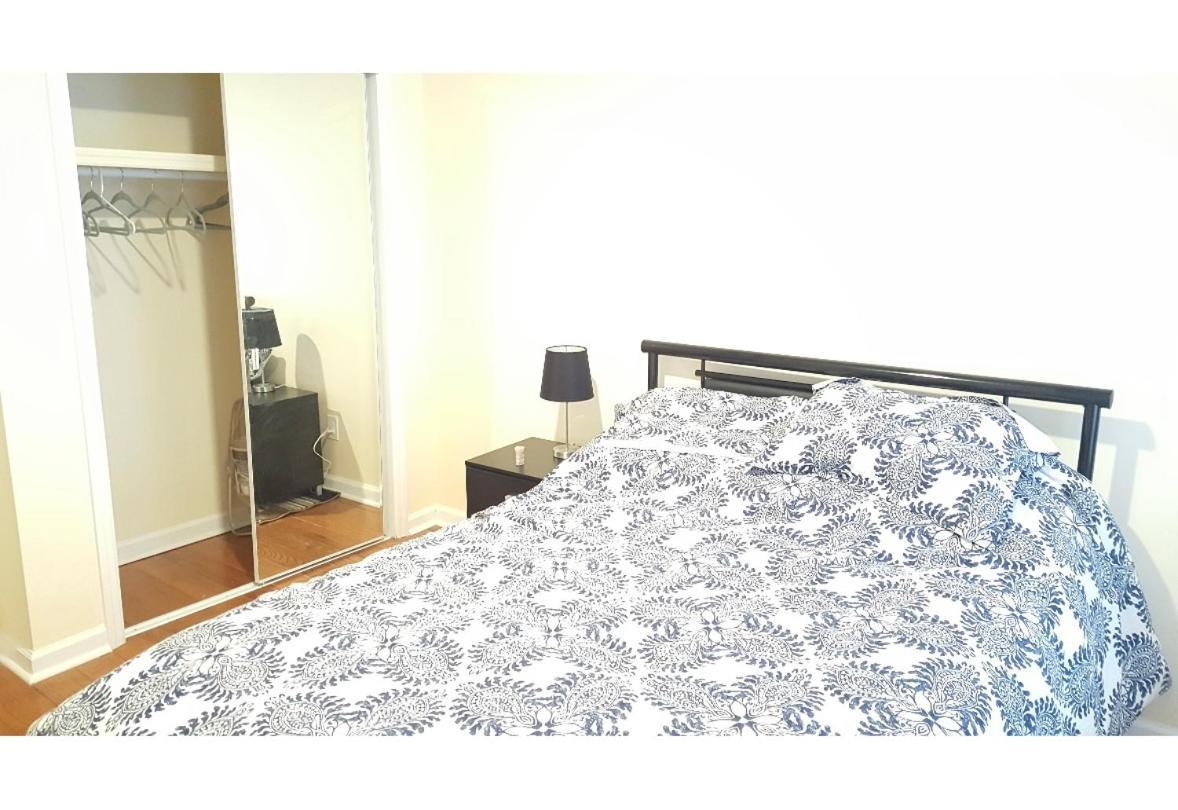 2 Spacious Oasis To Choose From 20 Min From Manhattan In A Quiet Neighborhood *