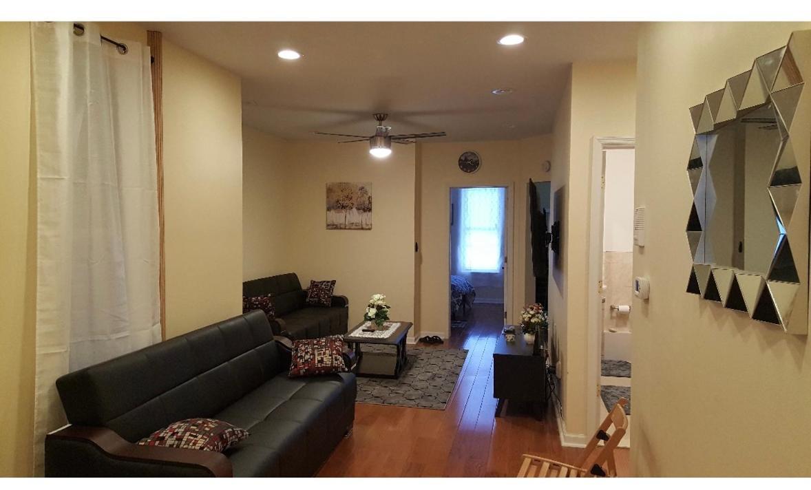 2 Spacious Oasis To Choose From 20 Min From Manhattan In A Quiet Neighborhood Appartement *
