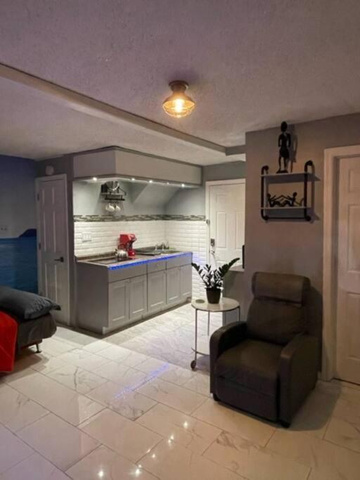 Brooklyn Luxury Spring Retreat With Private Outdoor Space Appartement