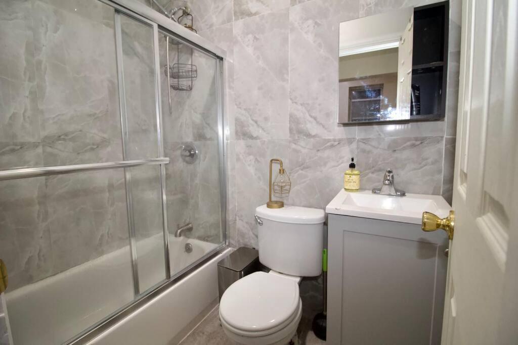 Tuk Ahoy - Emerald 2c With Shared Spaces Appartement