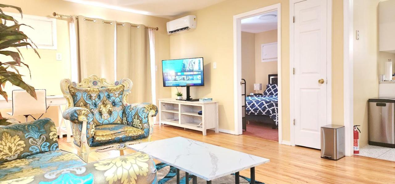 Modern Two Bedroom Jamaica Queens, Nyc New York