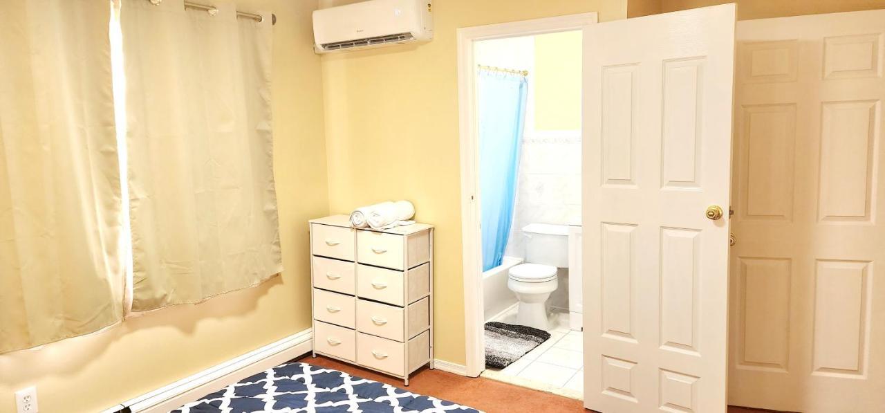 Modern Two Bedroom Jamaica Queens, Nyc Appartement New York