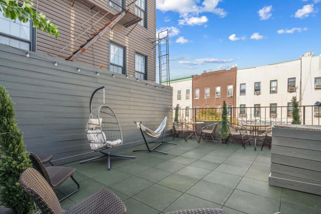 Hot Bushwick Location- Art With Roof Terrace At 