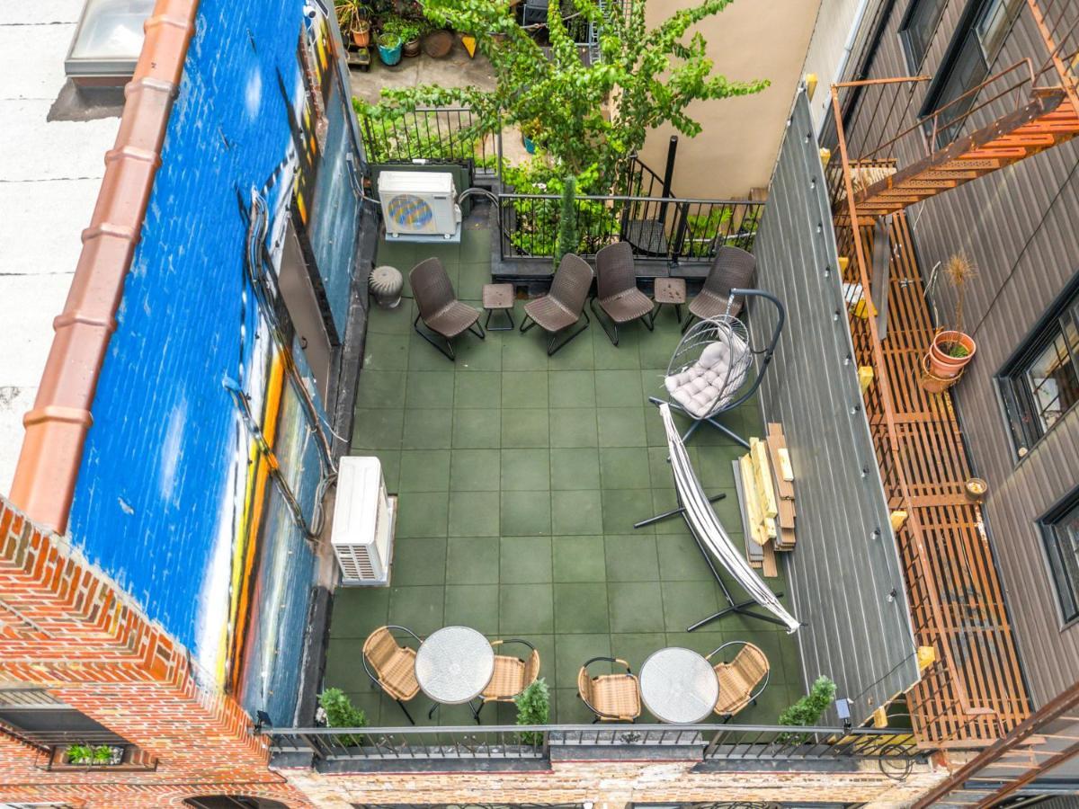 Hot Bushwick Location- Art With Roof Terrace At 