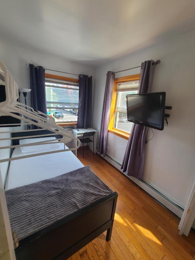 Séjour chez l'habitant Single Bed Space For Traveler *