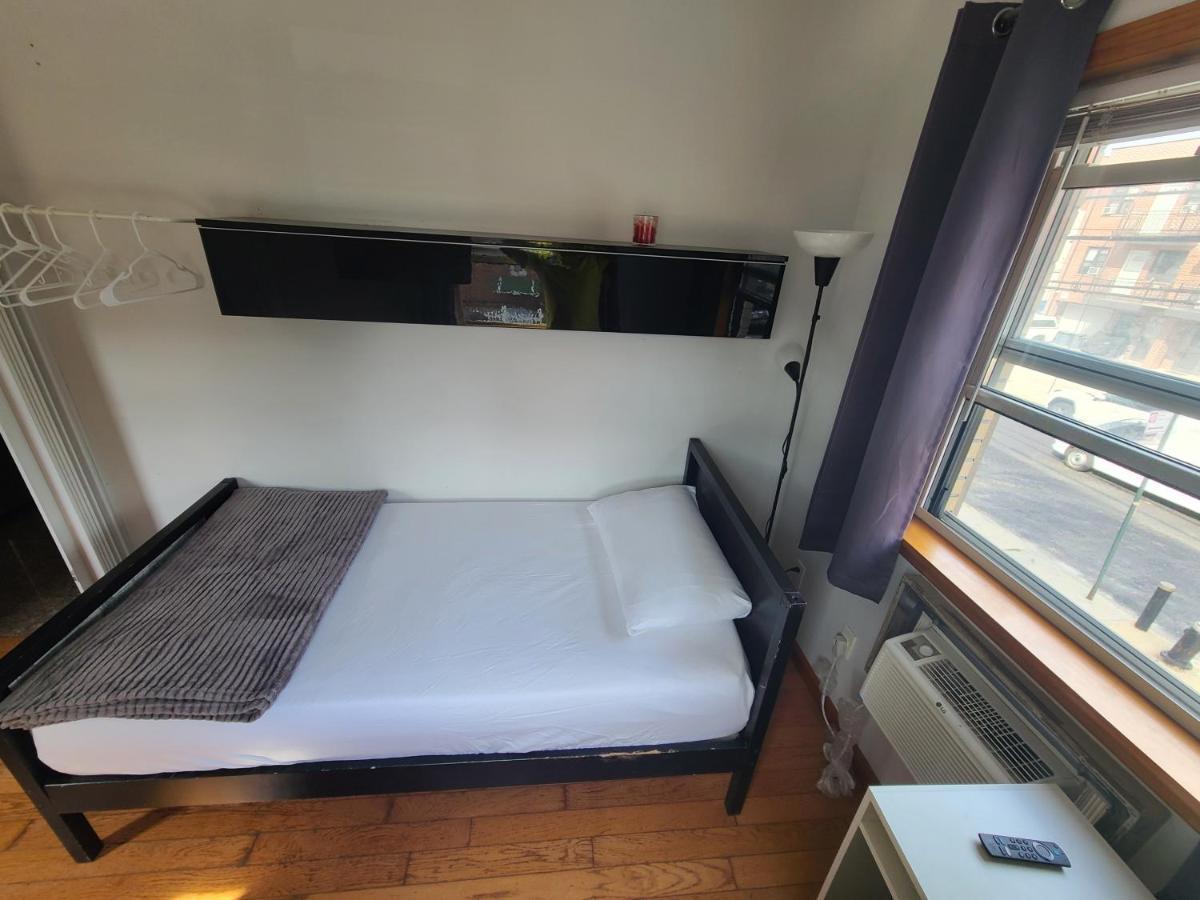 Single Bed Space For Traveler Homestay