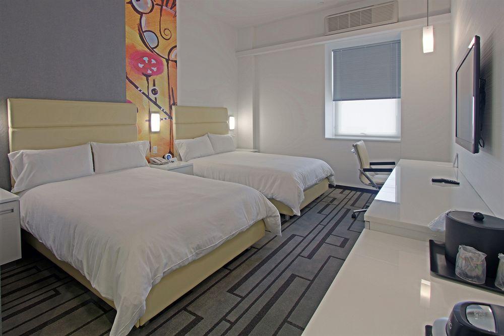 De Point 4* Nueva York